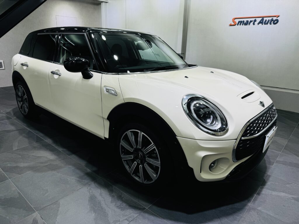 2022年式 MINI クーパーS クラブマン クラシックトリム が入荷しました。こちらのお車は、当店販売車両の下取車として前オーナー様から直接、買取りをさせていただきました。