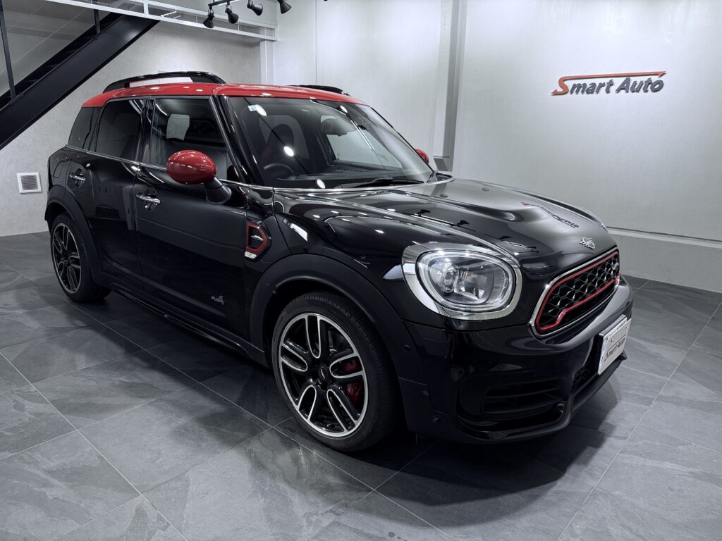 2019年式 MINI ジョンクーパーワークス クロスオーバー / ALL4 をお買取りさせて頂き、販売車に追加しました。