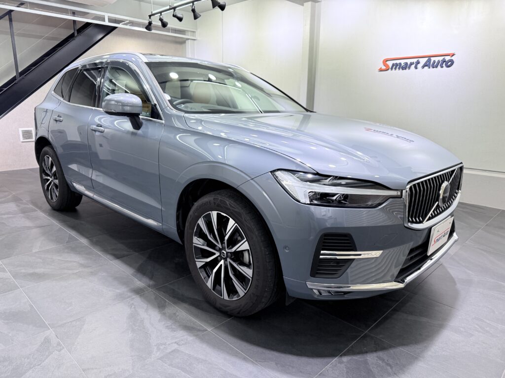 法人ワンオーナー、パノラマサンルーフ付き ＜ 2023年式 ボルボ XC60 ＞ が入ってきました。