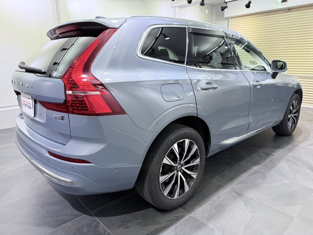 法人ワンオーナー、パノラマサンルーフ付き ＜ 2023年式 ボルボ XC60 ＞ が入ってきました。