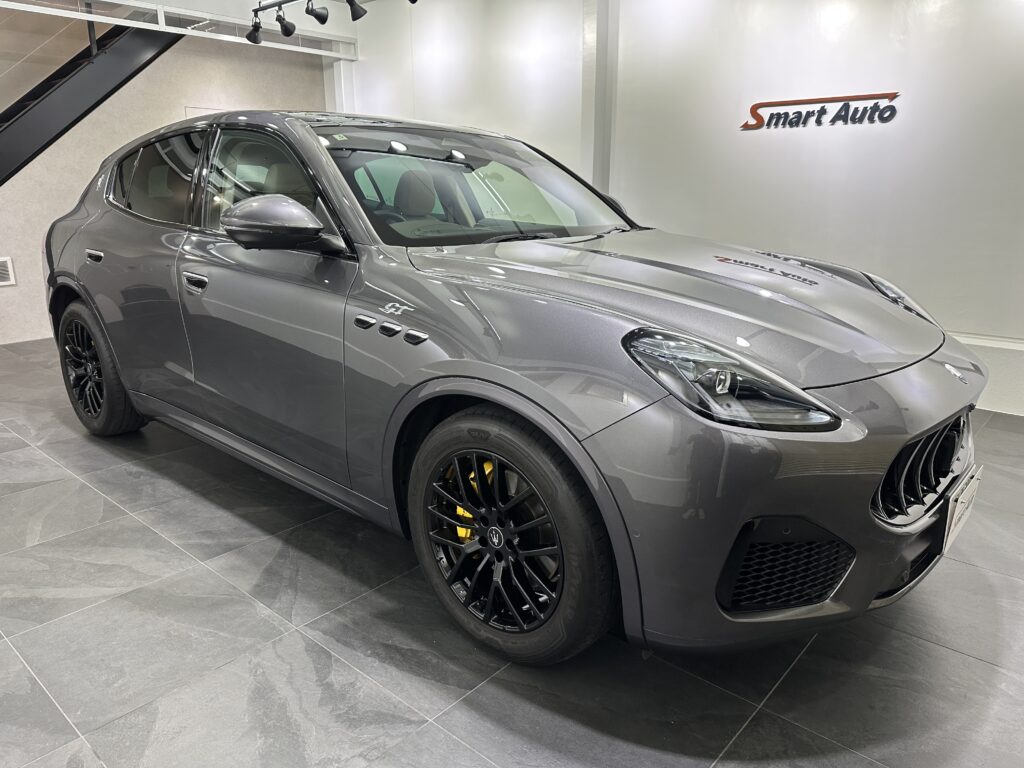 ワンオーナー、車検取得直後! < 2023年式 マセラテイ グレカーレ GT > が販売車にラインアップされました。